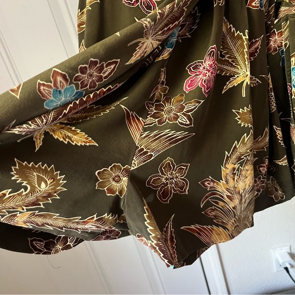 SANDRO PARIS olive army green phoenix bird floral silk sleeveless romper - Picture 4 of 9